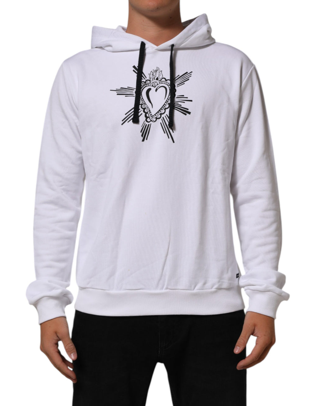 Sweat à capuche blanc Dolce & Gabbana Sacred Heart avec motif cœur sacré, en coton, porté sur un mannequin.