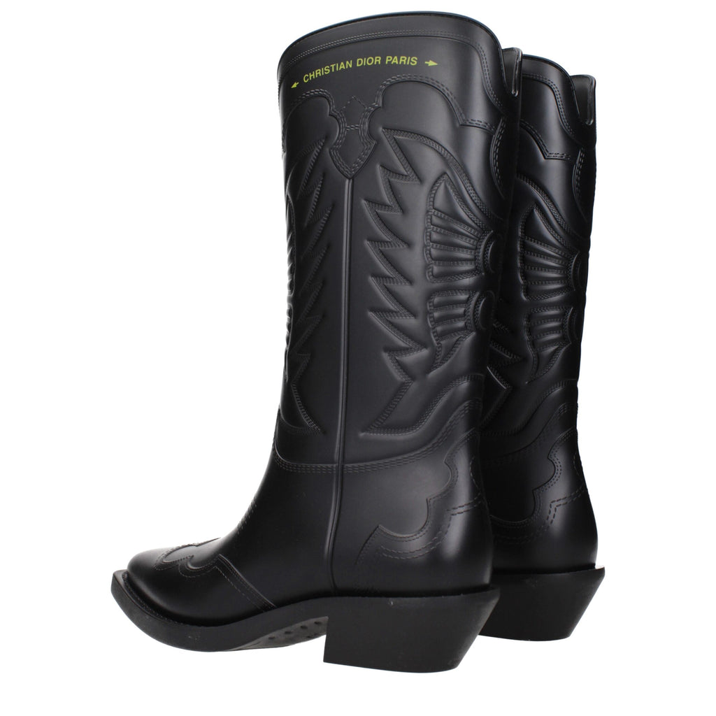 Bottes en coton noir Christian Dior avec semelle épaisse et design élégant, vue de face sur fond neutre.