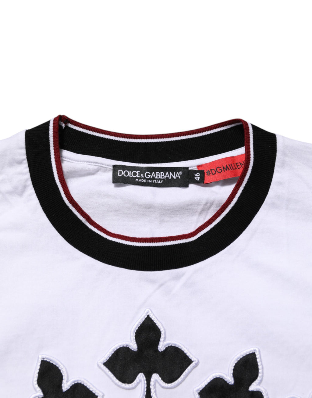 T-shirt blanc en coton Dolce & Gabbana avec broderie couronne King, design élégant et moderne.