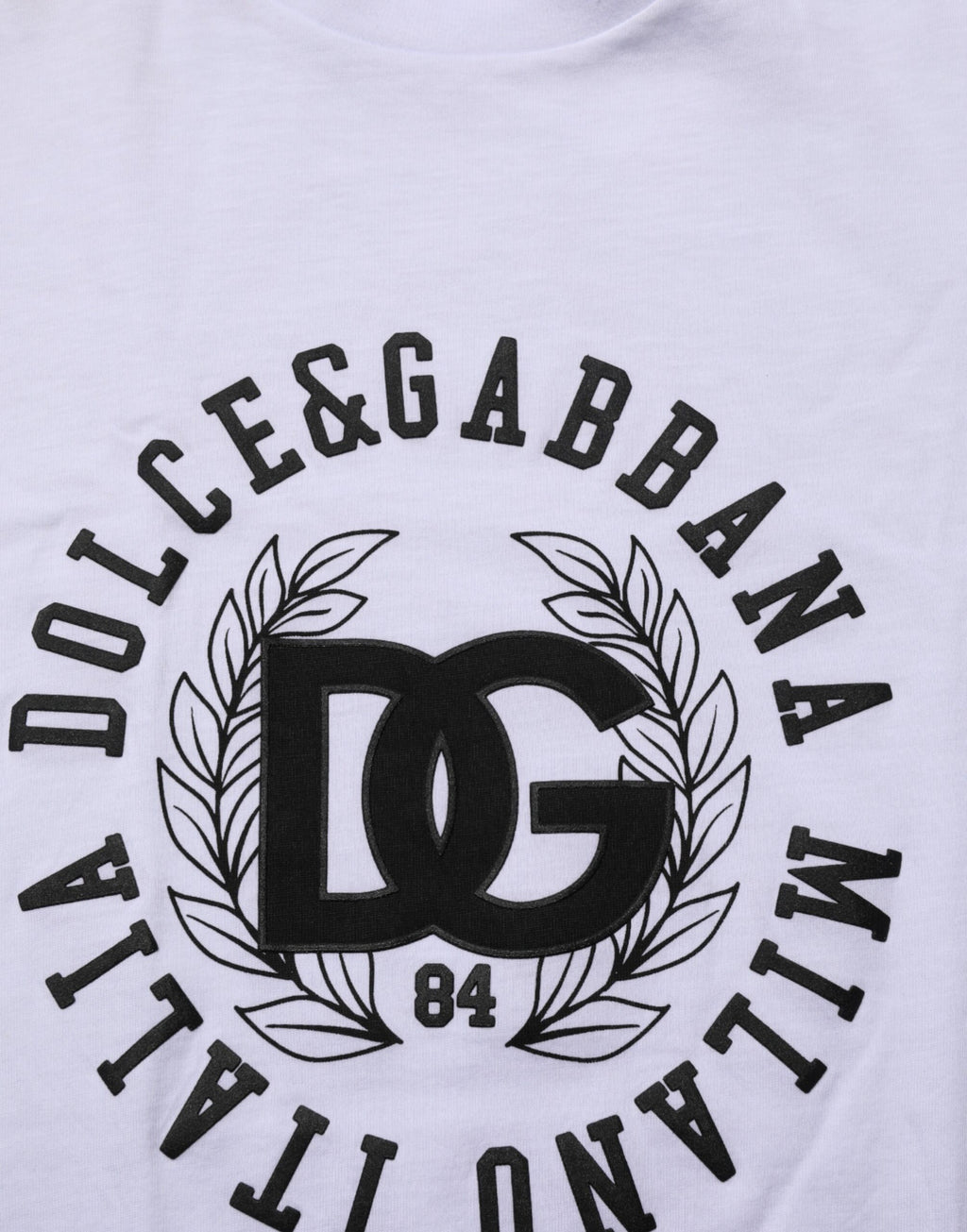 T-shirt blanc en coton Dolce & Gabbana avec logo imprimé, col ras du cou, vue de face.