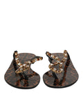 Sandales plates Dolce & Gabbana noires avec cristaux, chaussures de plage élégantes et confortables pour femme.