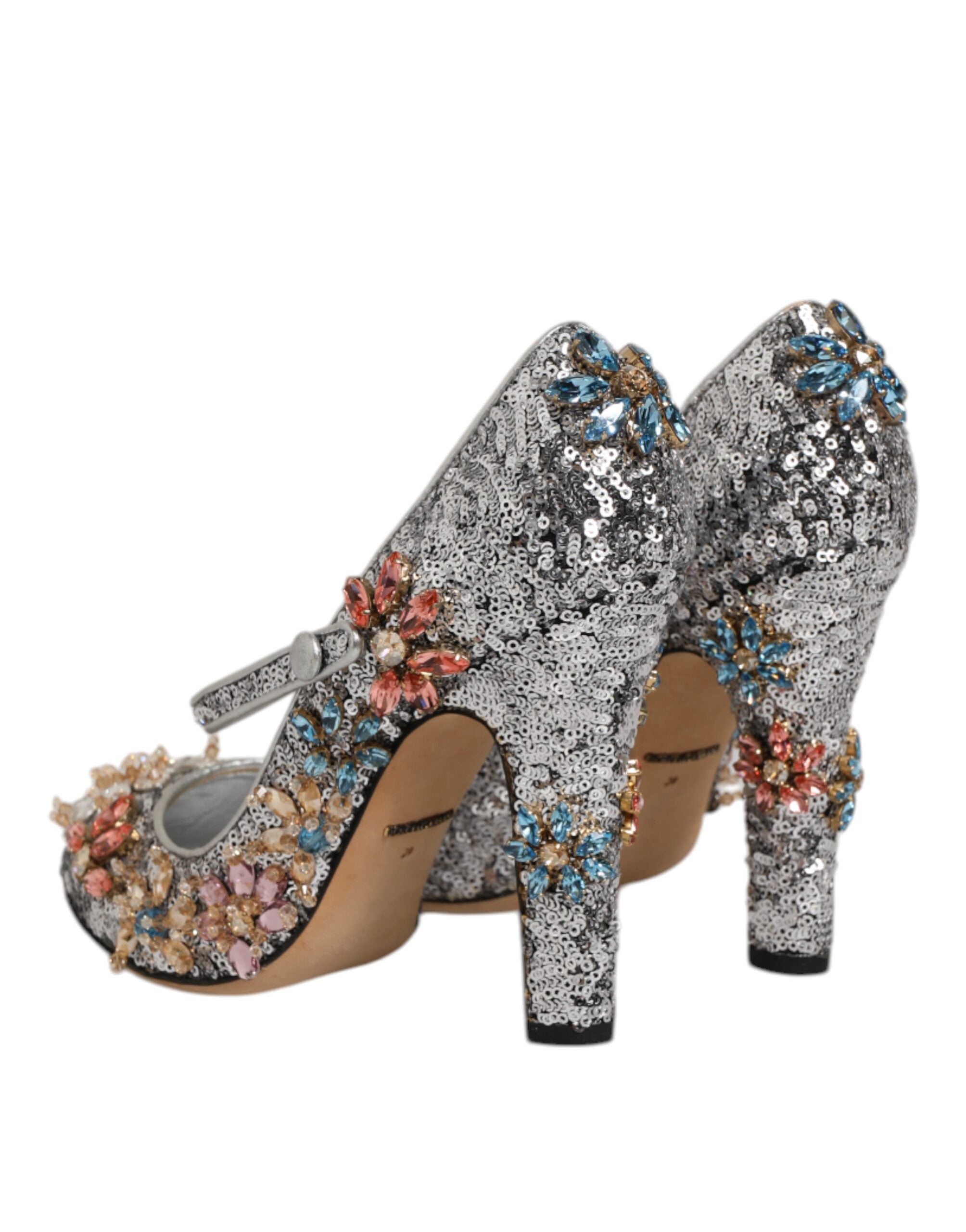 Chaussures à talons Dolce & Gabbana Mary Janes en sequins argentés et cristaux, élégantes et brillantes.