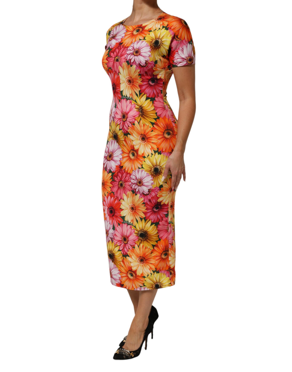 Robe midi en soie à imprimé floral multicolore de Dolce & Gabbana, silhouette ajustée et élégante.