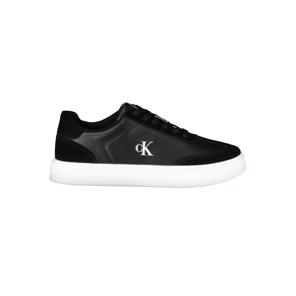 Sneakers pour hommes Calvin Klein en polyuréthane noir, style décontracté et moderne, vue de face