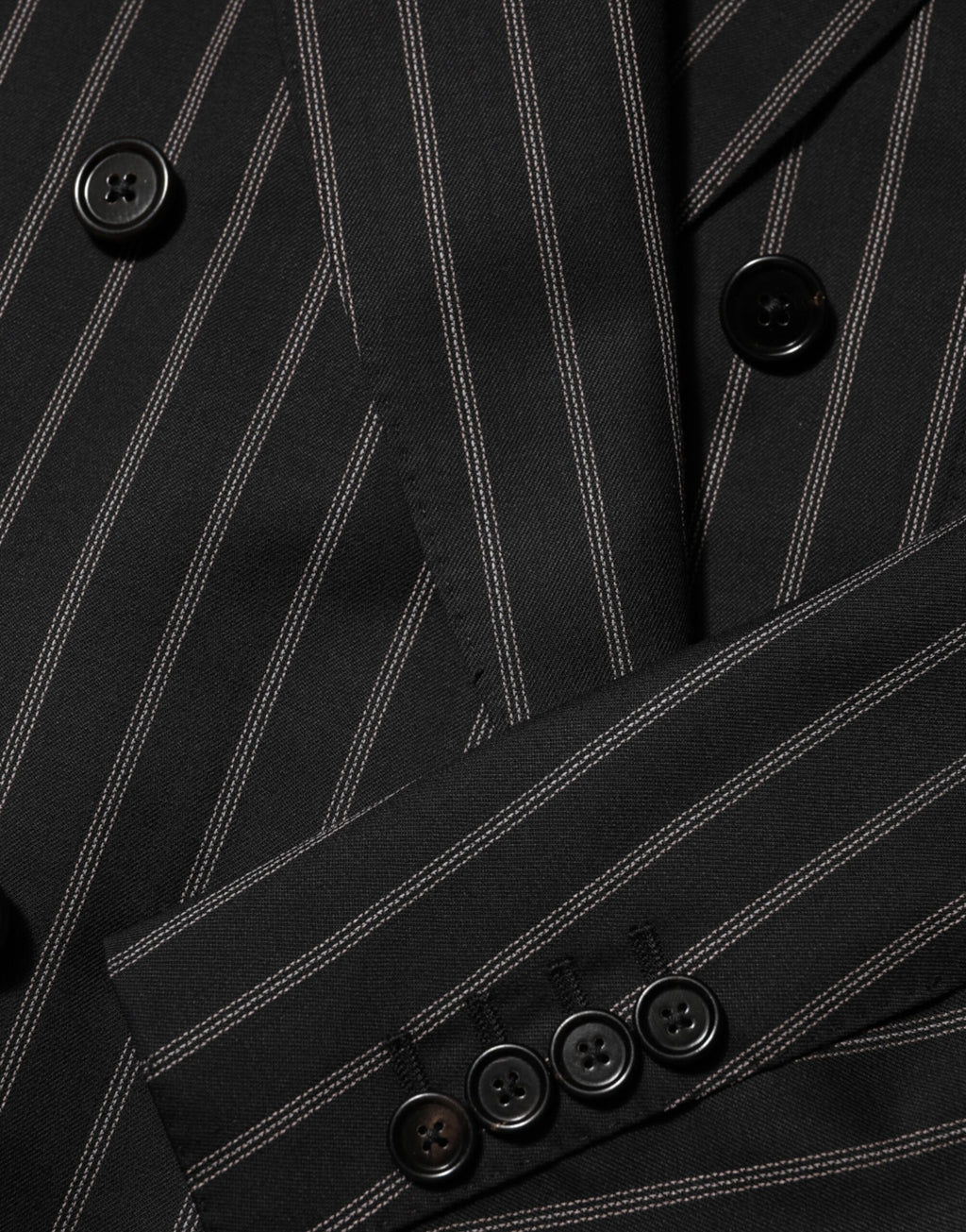 Blazer noir à rayures Dolce & Gabbana Sicilia avec un bouton, élégant costume homme élégant et sophistiqué.