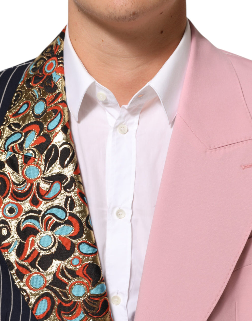 Veste blazer Dolce & Gabbana à patchwork multicolore, coupe simple, avec col cranté et boutons sur le devant.