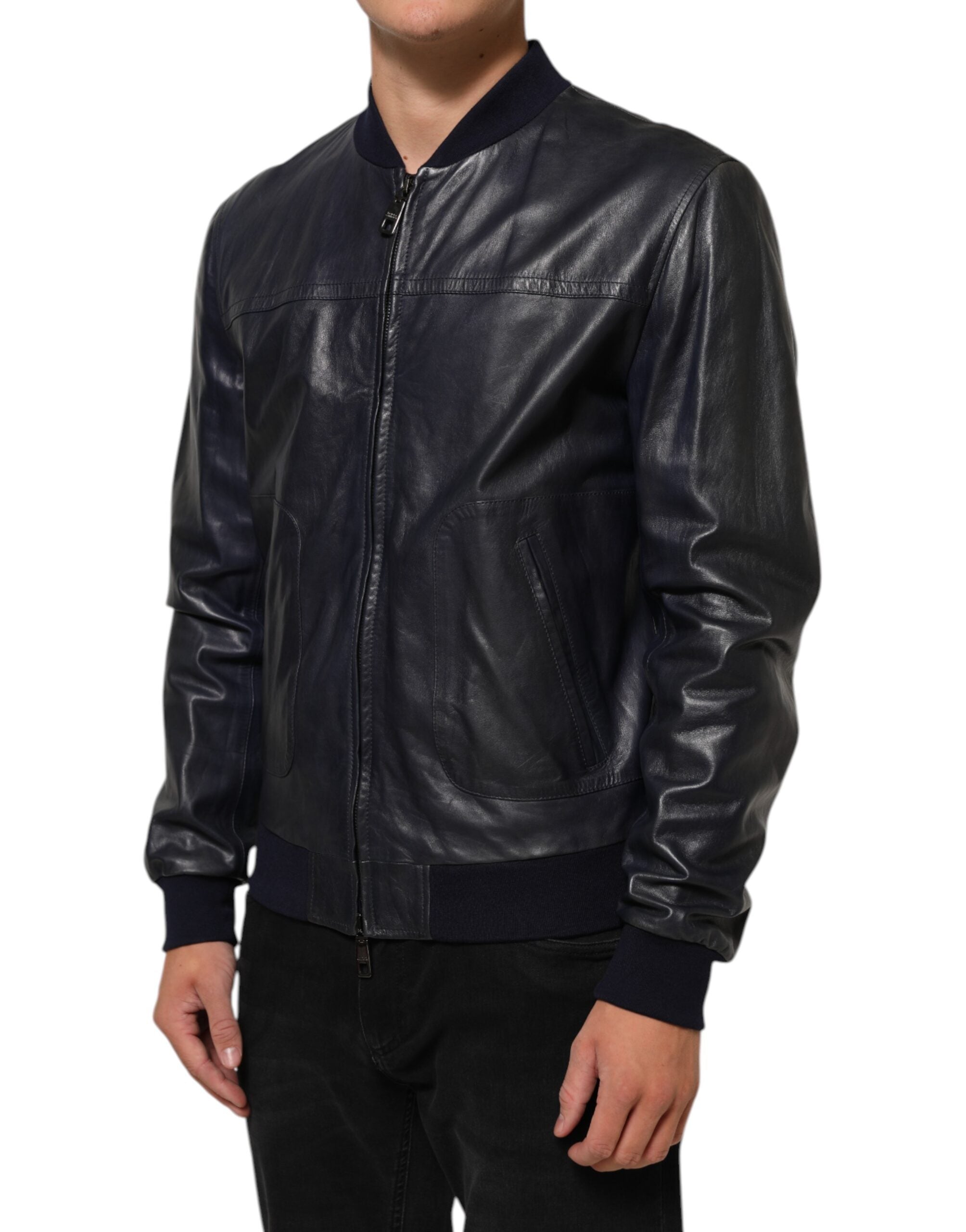 Blouson biker en cuir bleu Dolce & Gabbana avec fermeture éclair complète, style élégant et moderne.