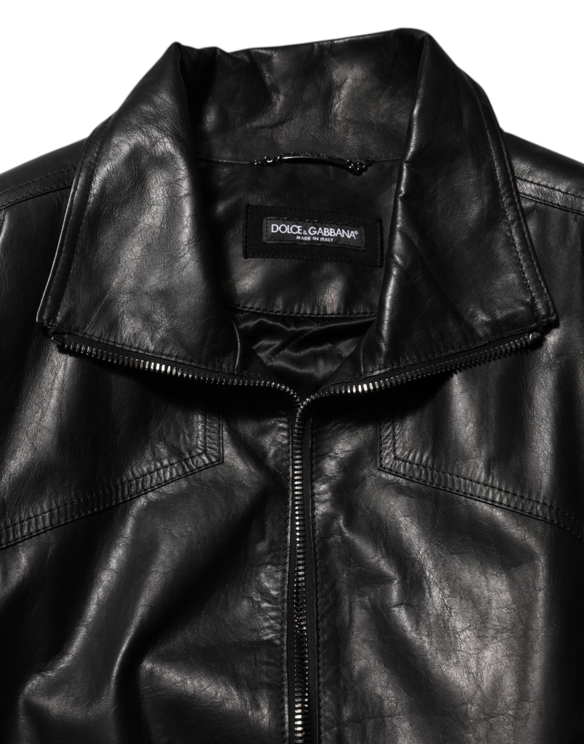 Veste biker en cuir noir Dolce & Gabbana avec fermeture éclair complète et col montant, vue de face.
