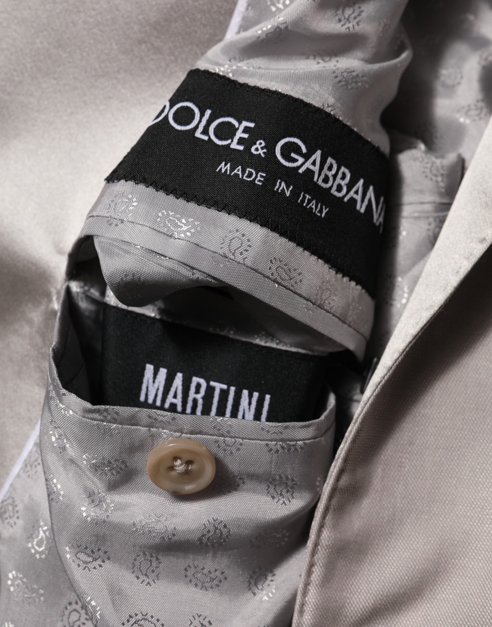 Costume formel en laine gris clair Dolce & Gabbana 2 pièces Martini, veste et pantalon élégants pour homme.