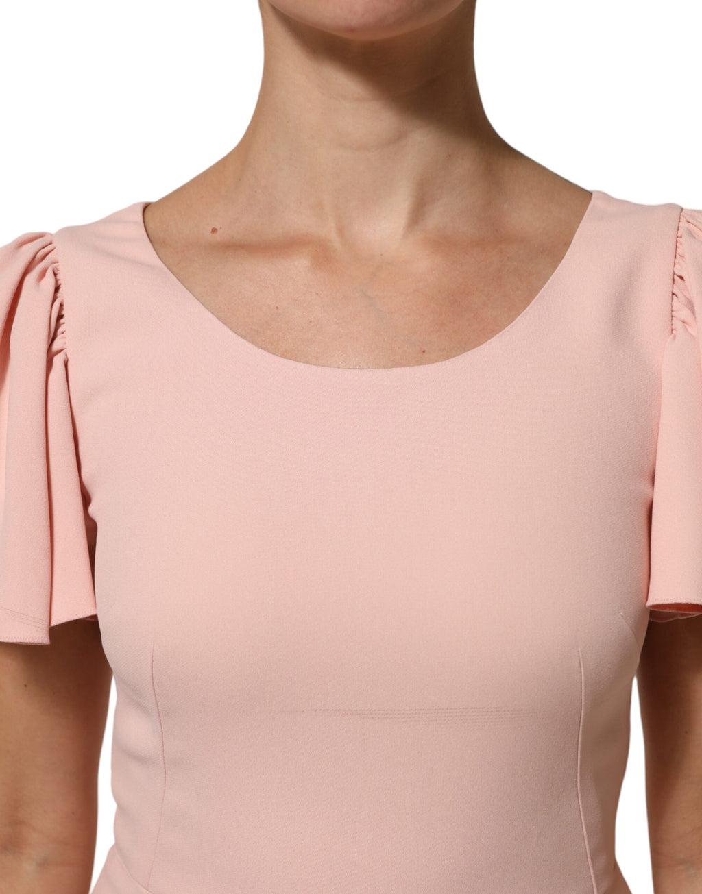 Robe midi évasée en viscose rose de Dolce & Gabbana, coupe ajustée et fluide, élégante et sophistiquée.