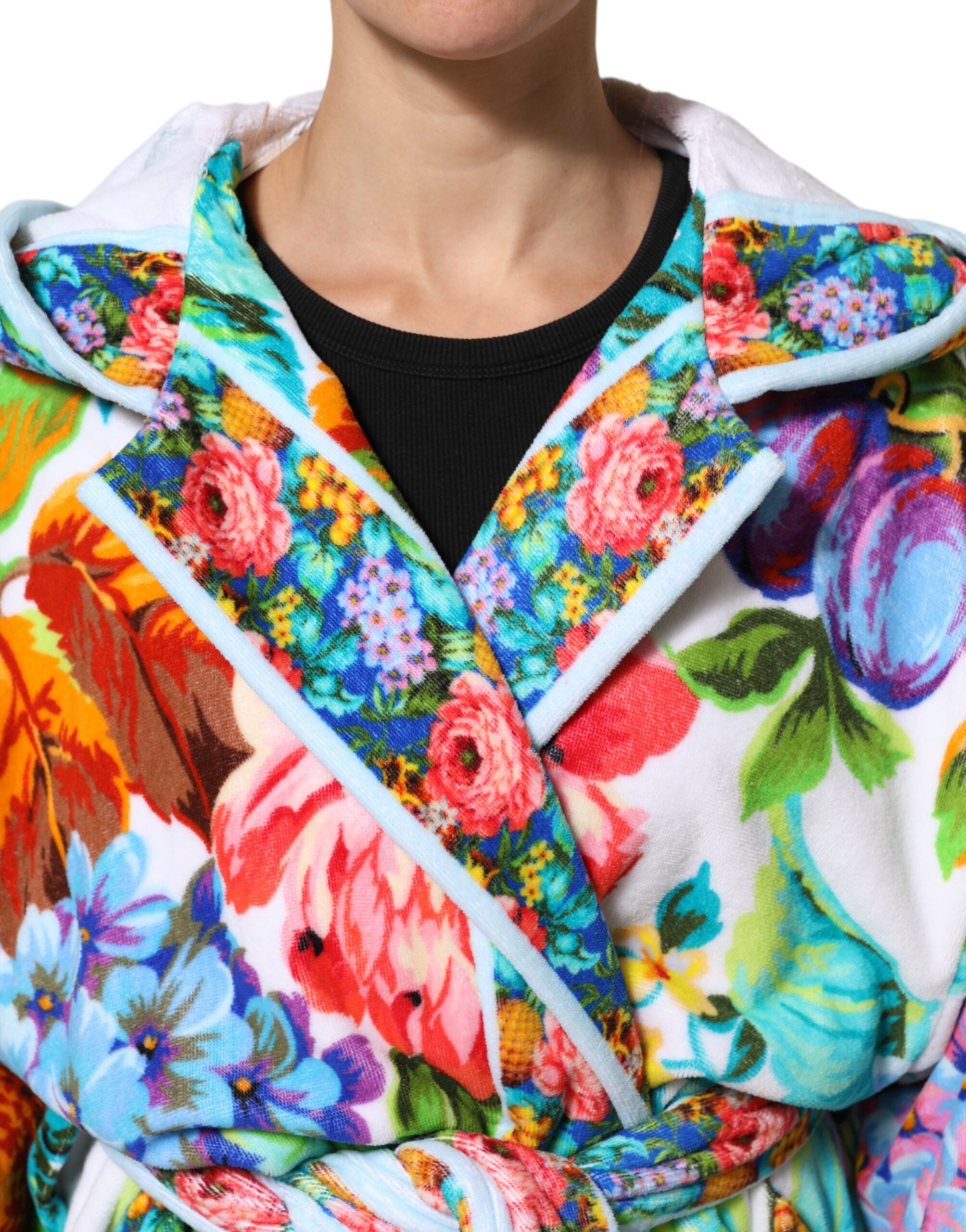 Peignoir manteau Dolce & Gabbana à imprimé floral multicolore, ceinture, veste en tissu élégant pour femme.