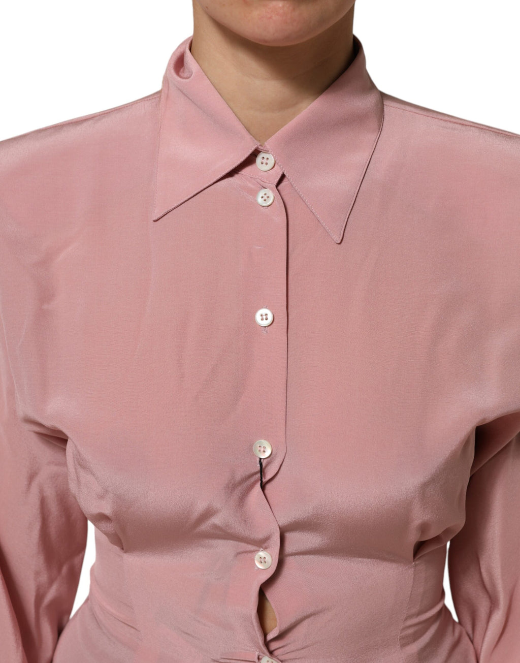 Chemise en soie rose à col avec longues manches de Dolce & Gabbana, élégante blouse pour femme.