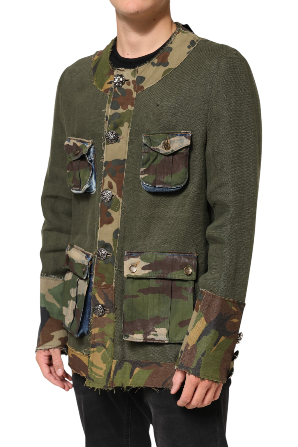 Veste en lin camouflage marron Dolce & Gabbana avec boutons, style décontracté et tendance.