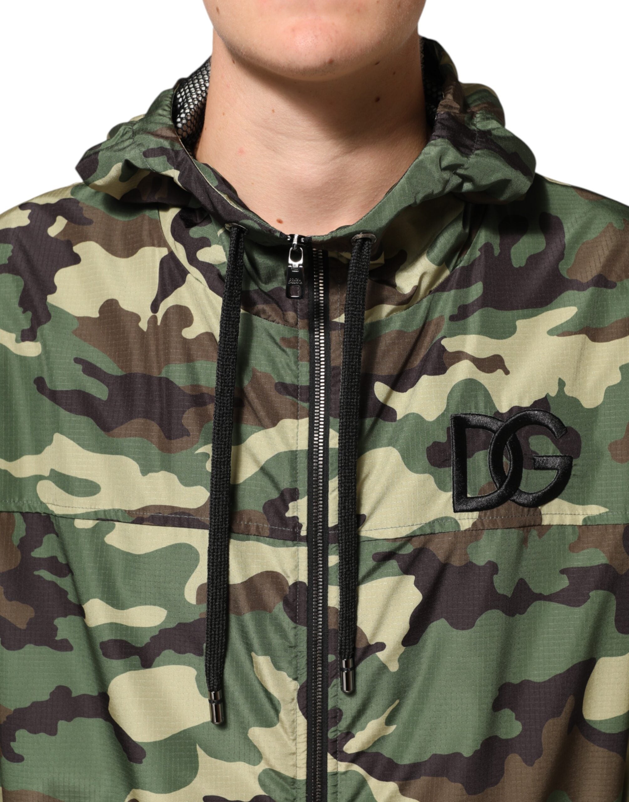 Sweat à capuche camouflage vert Dolce & Gabbana, veste décontractée en coton avec capuche et fermeture éclair.