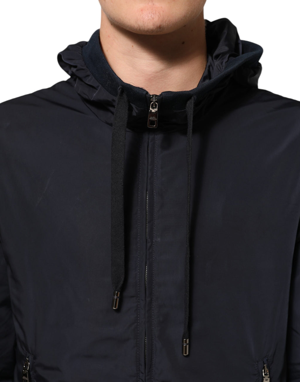 Veste bomber en zip complet Dolce & Gabbana avec capuche, bande logo bleue et style tendance.