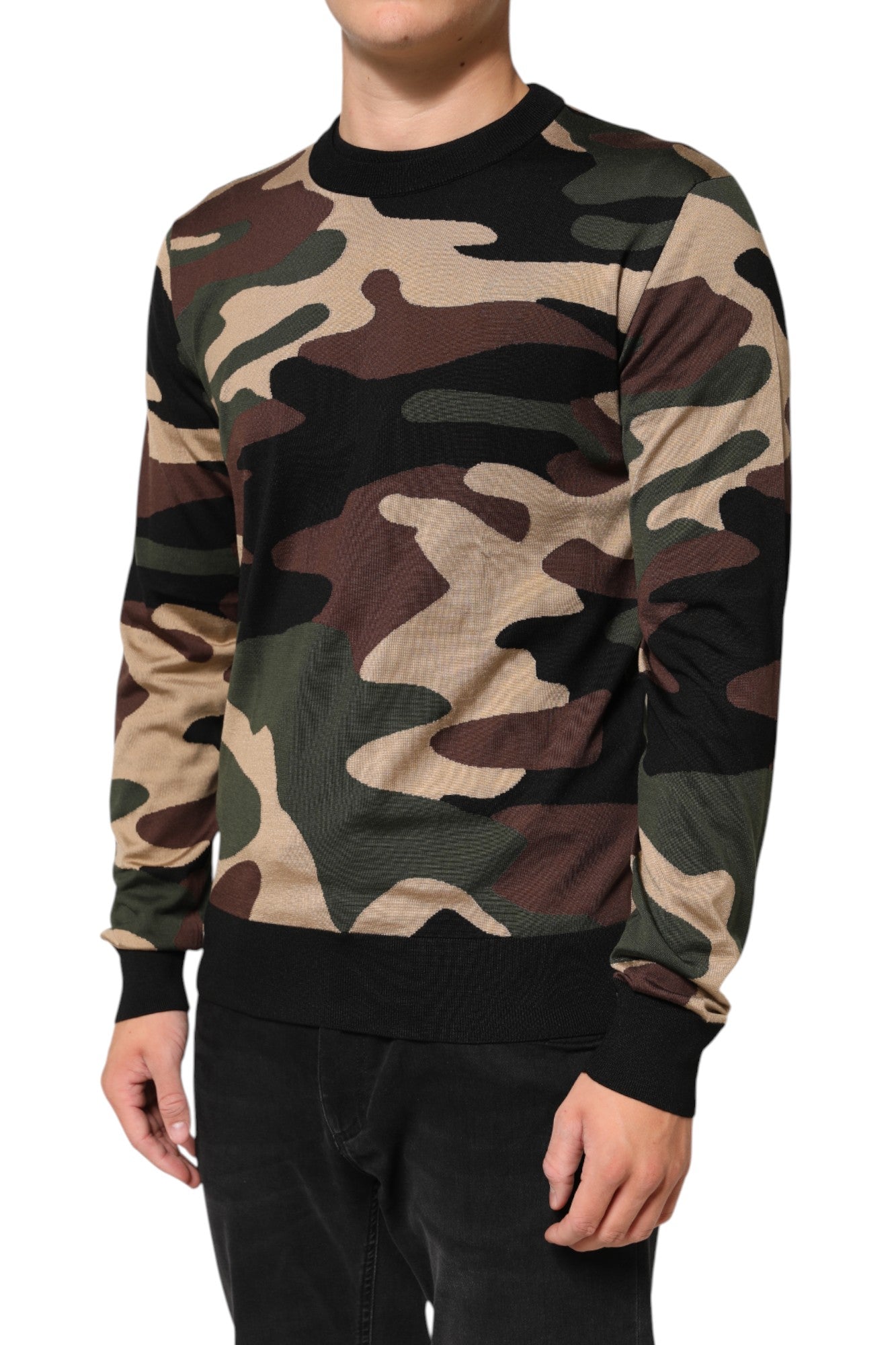 Pull homme Dolce & Gabbana à col rond avec motif camouflage multicolore, pull léger et tendance.