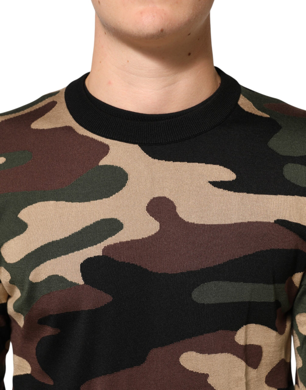 Pull-over homme Dolce & Gabbana à motif camouflage multicolore, col rond, en laine ou coton.