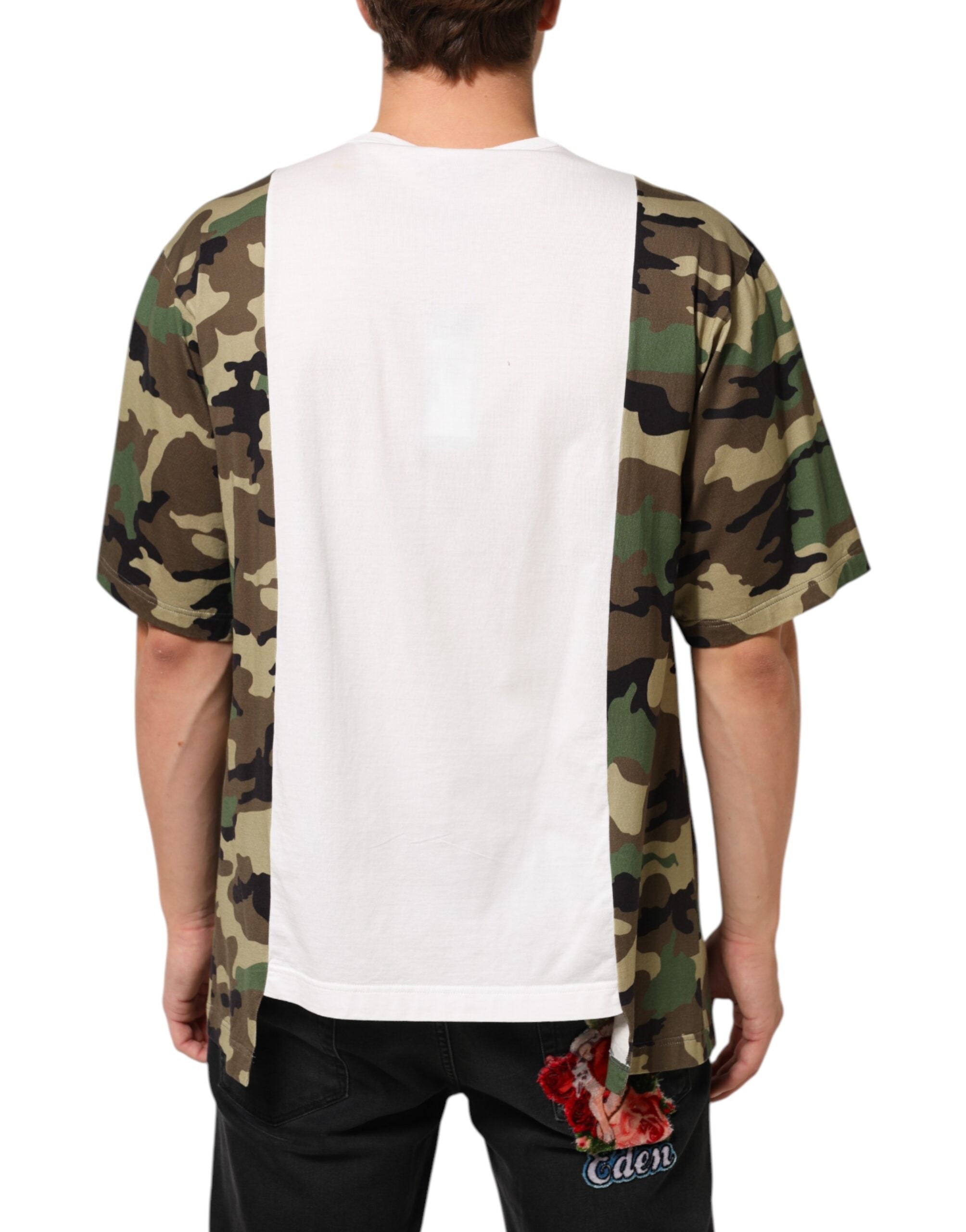 T-shirt homme blanc Dolce & Gabbana avec logo et motif camouflage, col rond, style décontracté.