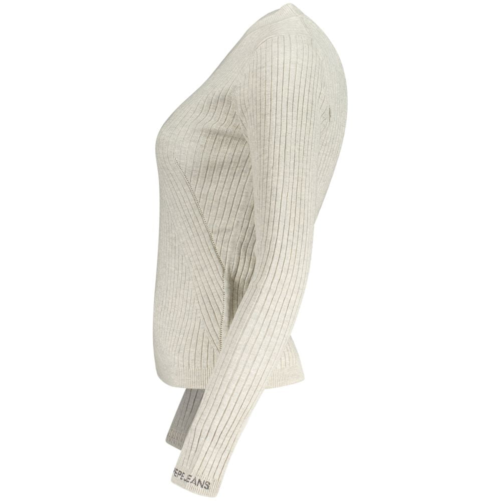Pull en coton gris pour femmes de Pepe Jeans, style décontracté avec col rond et manches longues, porté sur un mannequin.