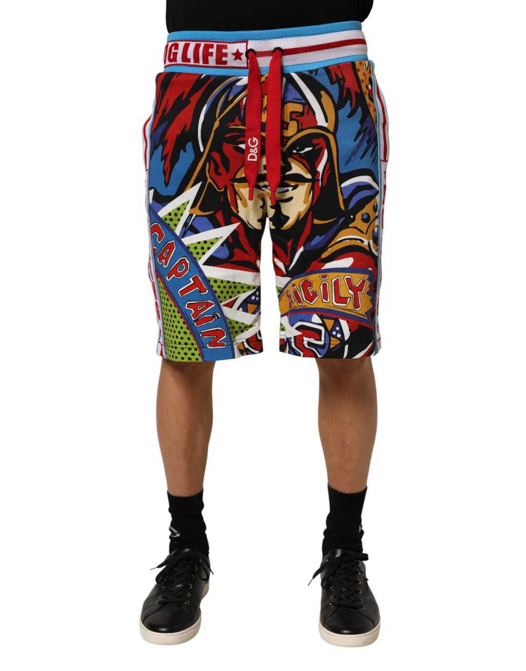 Shorts Bermuda pour homme Dolce & Gabbana Captain Sicily multicolores, motif coloré et style décontracté.
