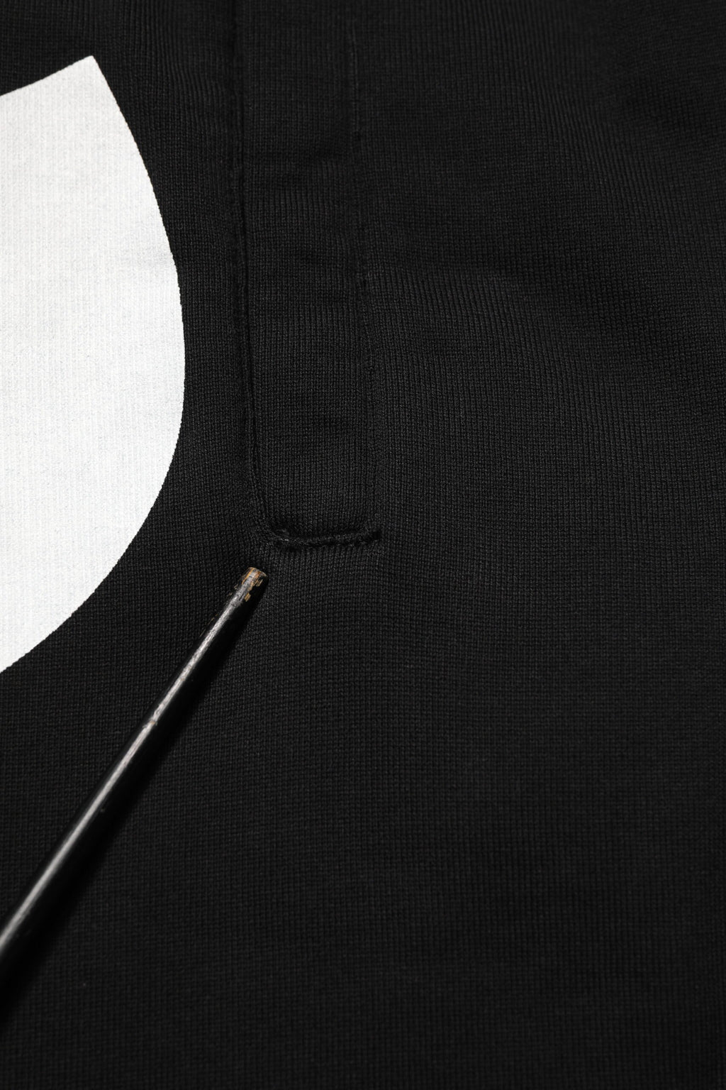 Pantalons de jogging en coton noir Dolce & Gabbana avec logo DG, style décontracté et confortable.