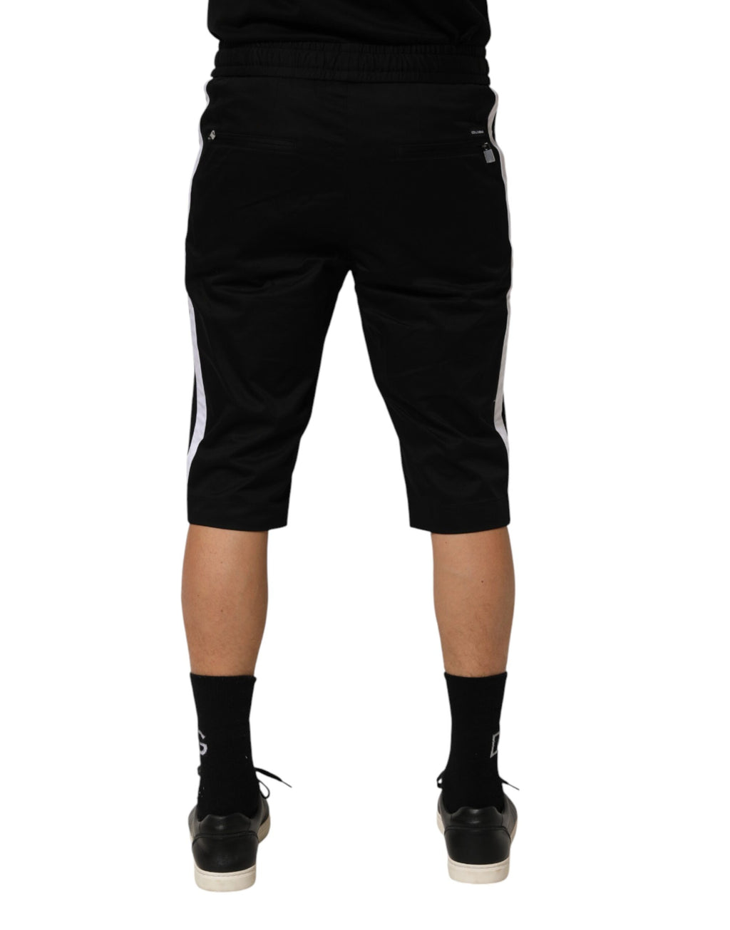 Shorts bermuda pour homme en coton stretch noir de Dolce & Gabbana, vêtement décontracté et élégant.