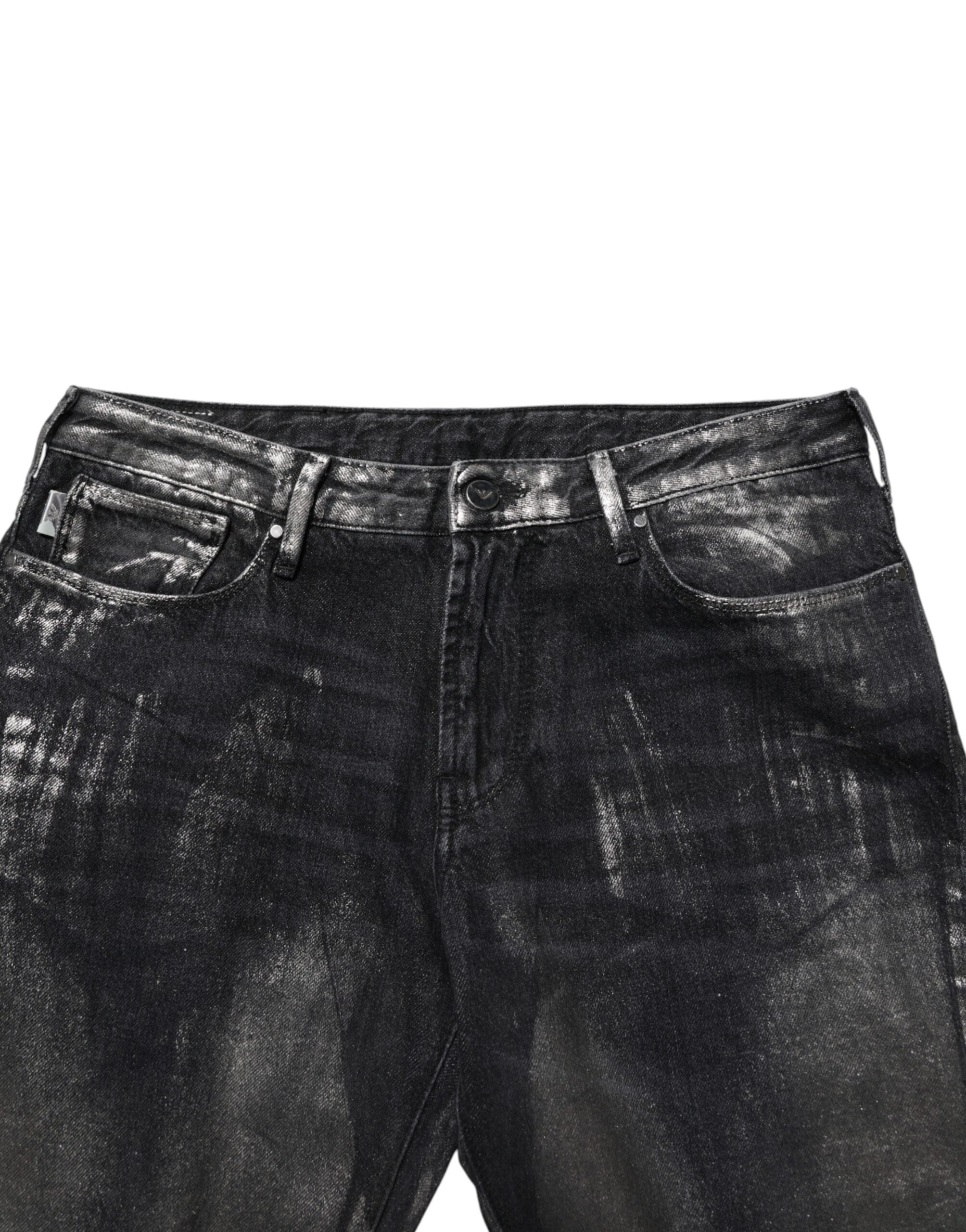 Pantalon en denim noir délavé Emporio Armani pour homme, coupe slim fit, style moderne et ajusté.