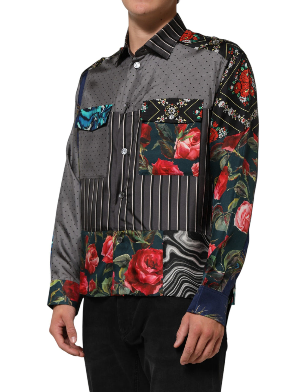 Chemise en soie Dolce & Gabbana à manches longues avec patchwork multicolore, style élégant et sophistiqué.