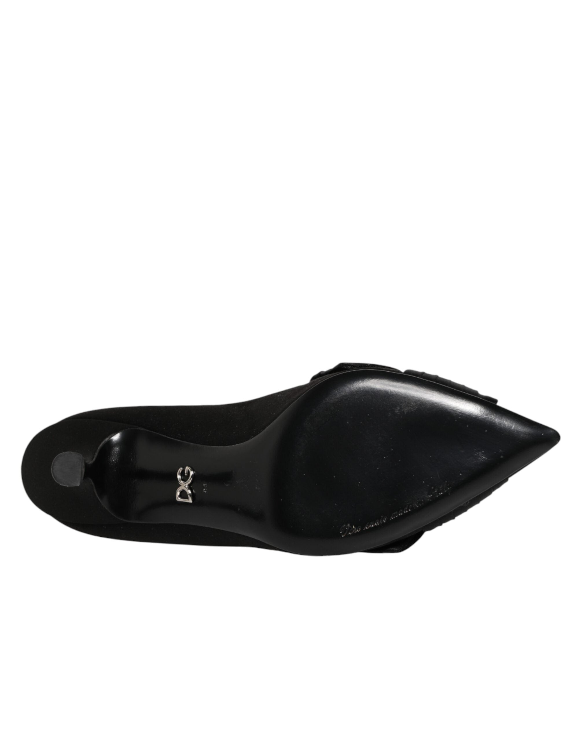 Chaussures Dolce & Gabbana à talons noirs en satin avec nœud et embellissements en cristal.
