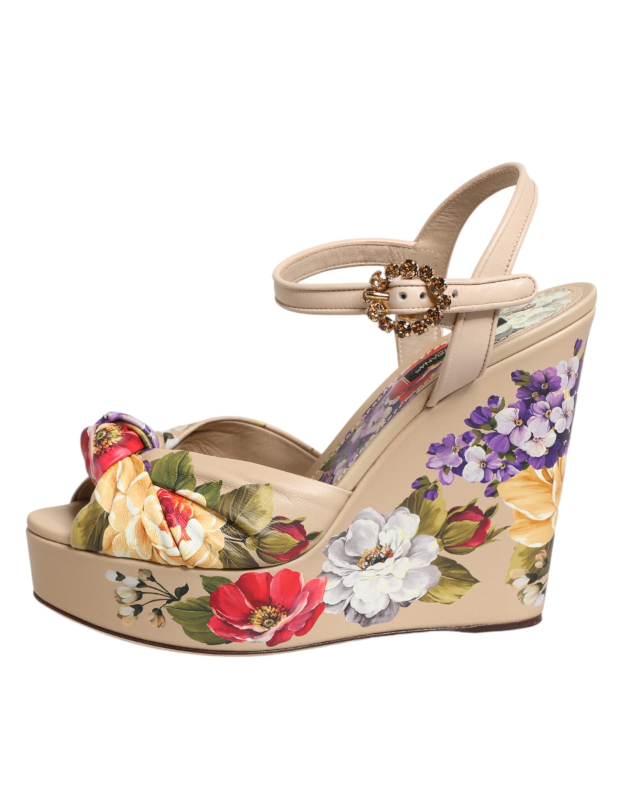 Sandales à talon compensé Dolce & Gabbana beige à fleurs avec bride à la cheville, chaussures élégantes pour été.