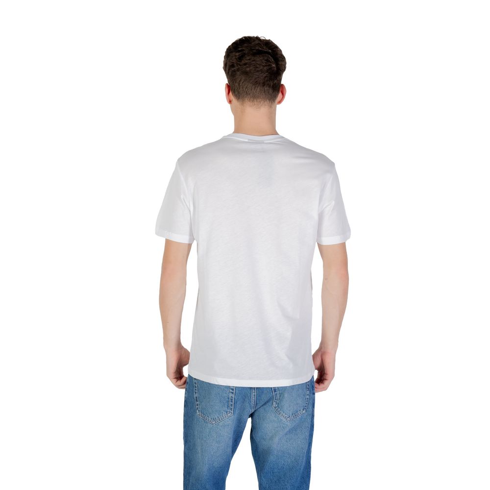 T-shirt blanc en coton de la marque Emporio Armani Underwear, vêtement décontracté et élégant pour homme.