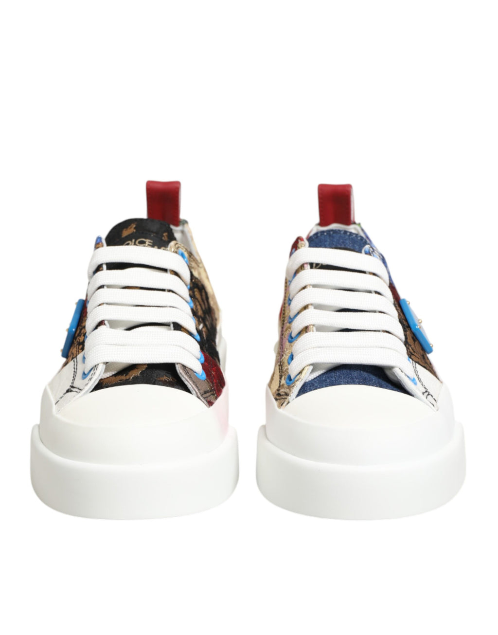 Sneakers bass Dolce & Gabbana en patchwork multicolore avec semelle blanche, vue de face.
