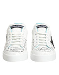 Chaussures sneakers basses blanches en cuir Dolce & Gabbana avec graffiti, mode urbaine et style tendance.