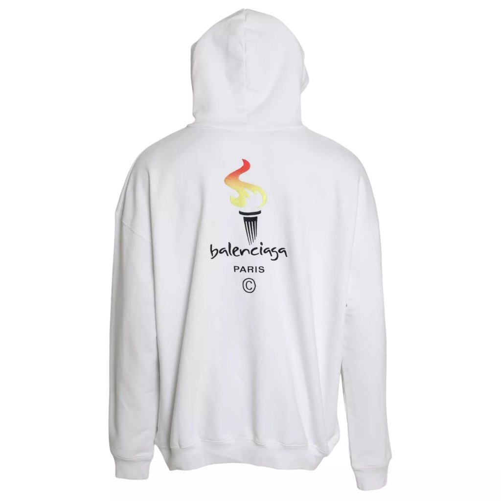 Pull à capuche blanc en coton Balenciaga, sweat-shirt oversize avec logo, porté sur mannequin, vue de face.