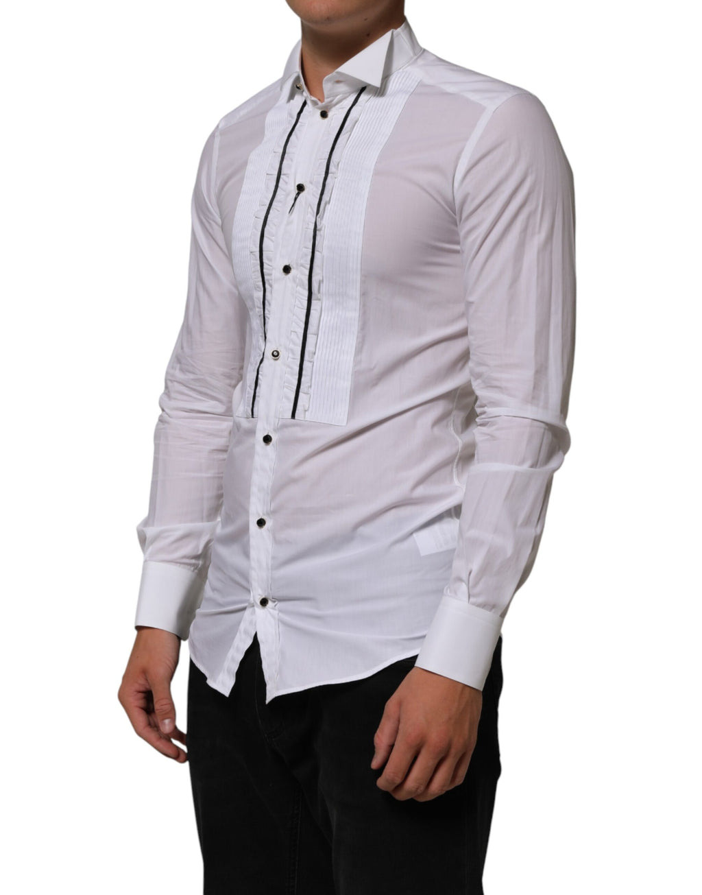 Chemise blanche Dolce & Gabbana en coton à col et manches longues avec détails dorés, élégance classique et sophistiquée.
