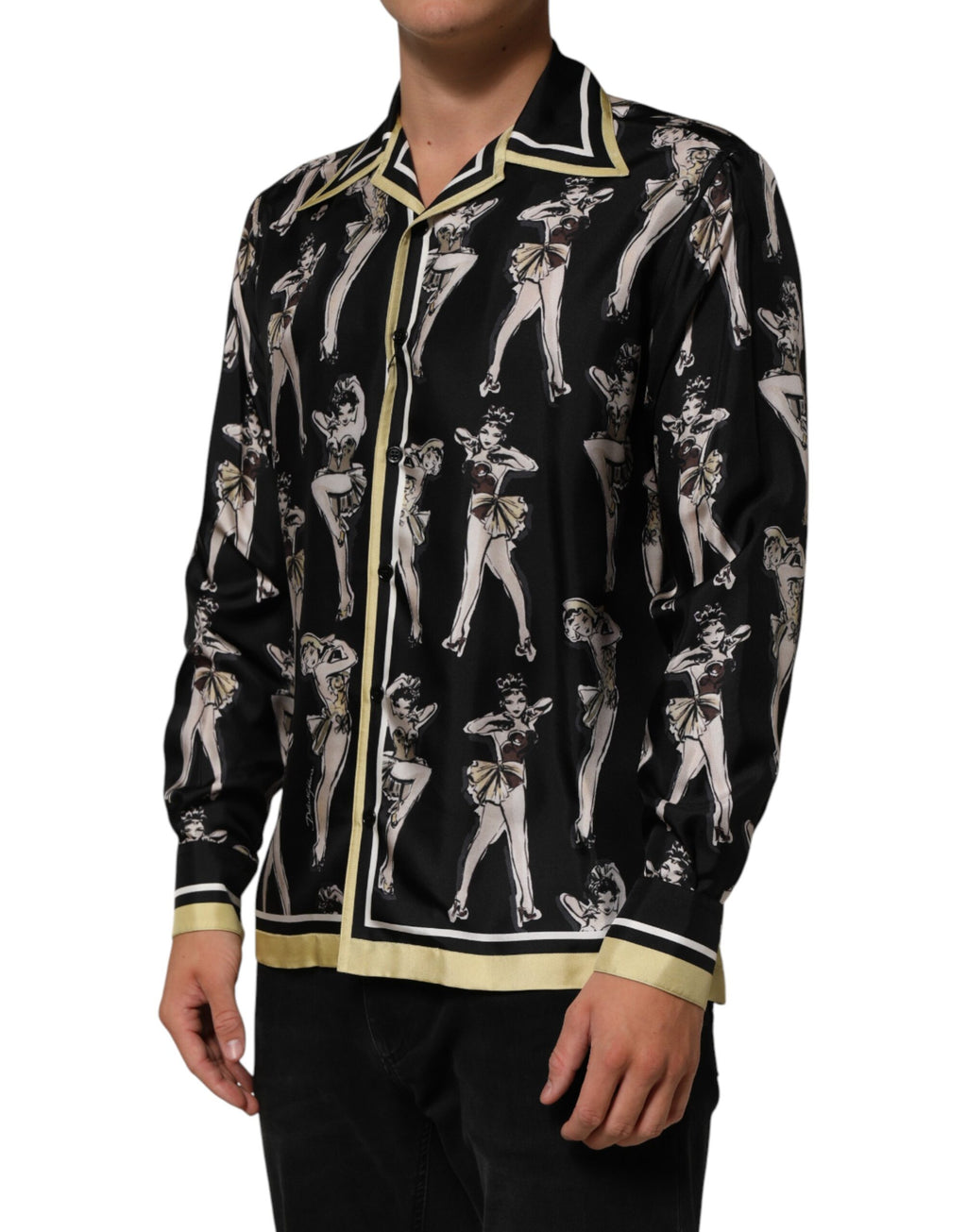 Chemise Dolce & Gabbana en soie noire à imprimé pin-up et boutons, vue de face.