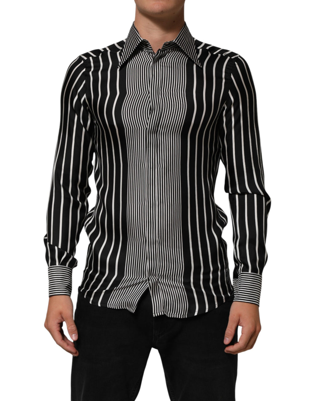 Chemise homme à rayures noires et blanches Dolce & Gabbana Martini, coupe classique avec col élégant.