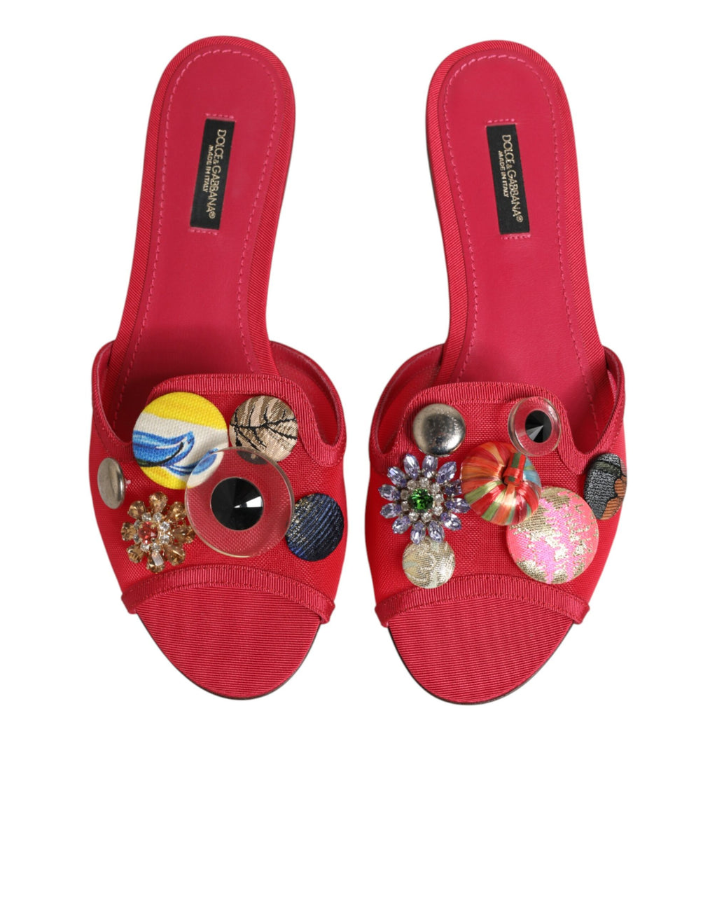 Sandales plates Dolce & Gabbana rouges à embellissements, chaussures à enfiler élégantes et confortables.