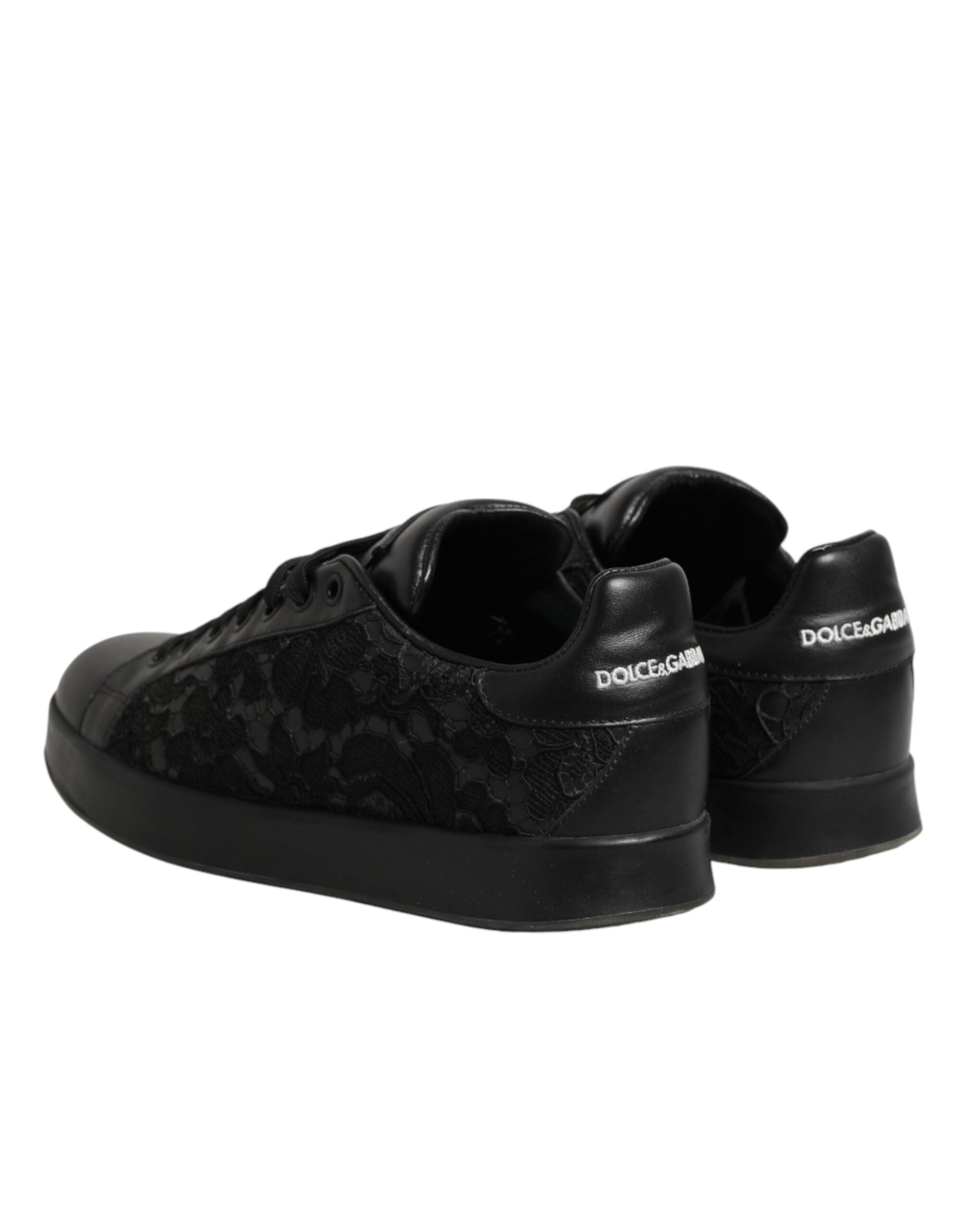 Chaussures basses Dolce & Gabbana en dentelle noire avec motif floral, chaussures de sport élégantes et confortables.