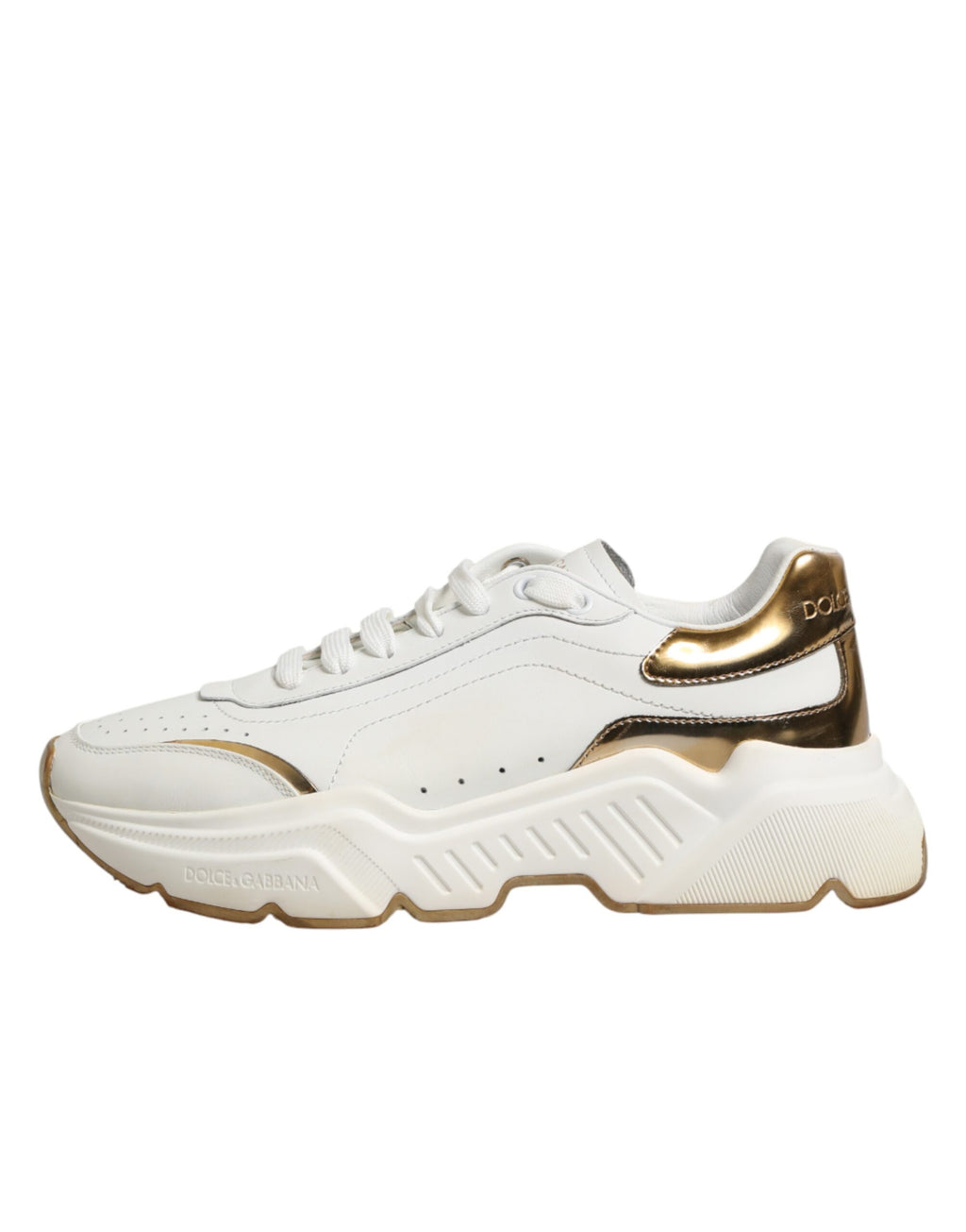 Chaussures basses Dolce & Gabbana Daymaster en or blanc, sneakers modernes avec design élégant et finition de qualité.
