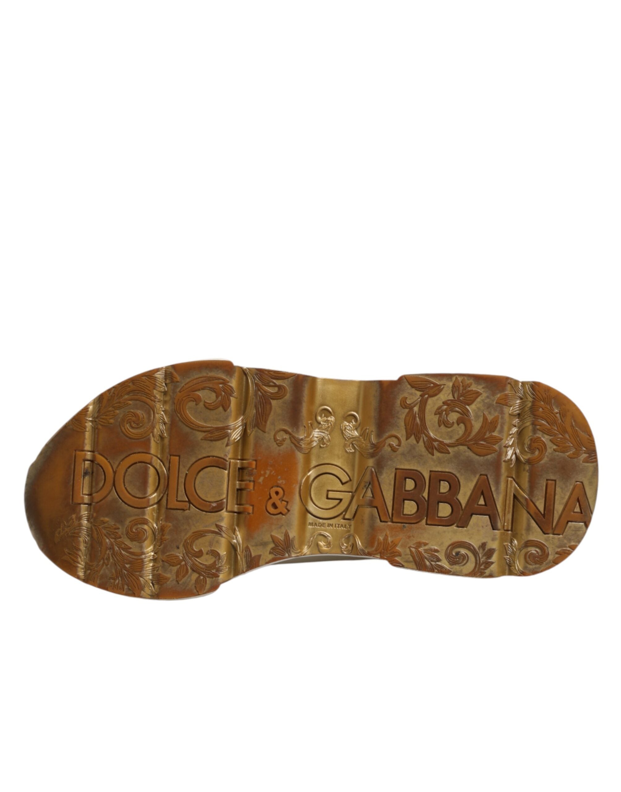 Chaussures sneakers basses Dolce & Gabbana Daymaster en or blanc, chaussures de sport élégantes avec design moderne.