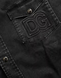 Chemise casual en denim noir Dolce & Gabbana en coton à manches longues, vue détaillée du tissu et du design.