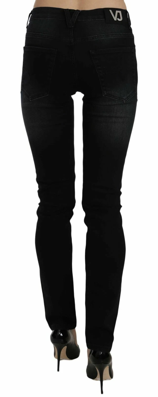 Pantalons en jean slim noir foncé Versace Jeans Couture, coupe ajustée, détails modernes, vue en gros plan.
