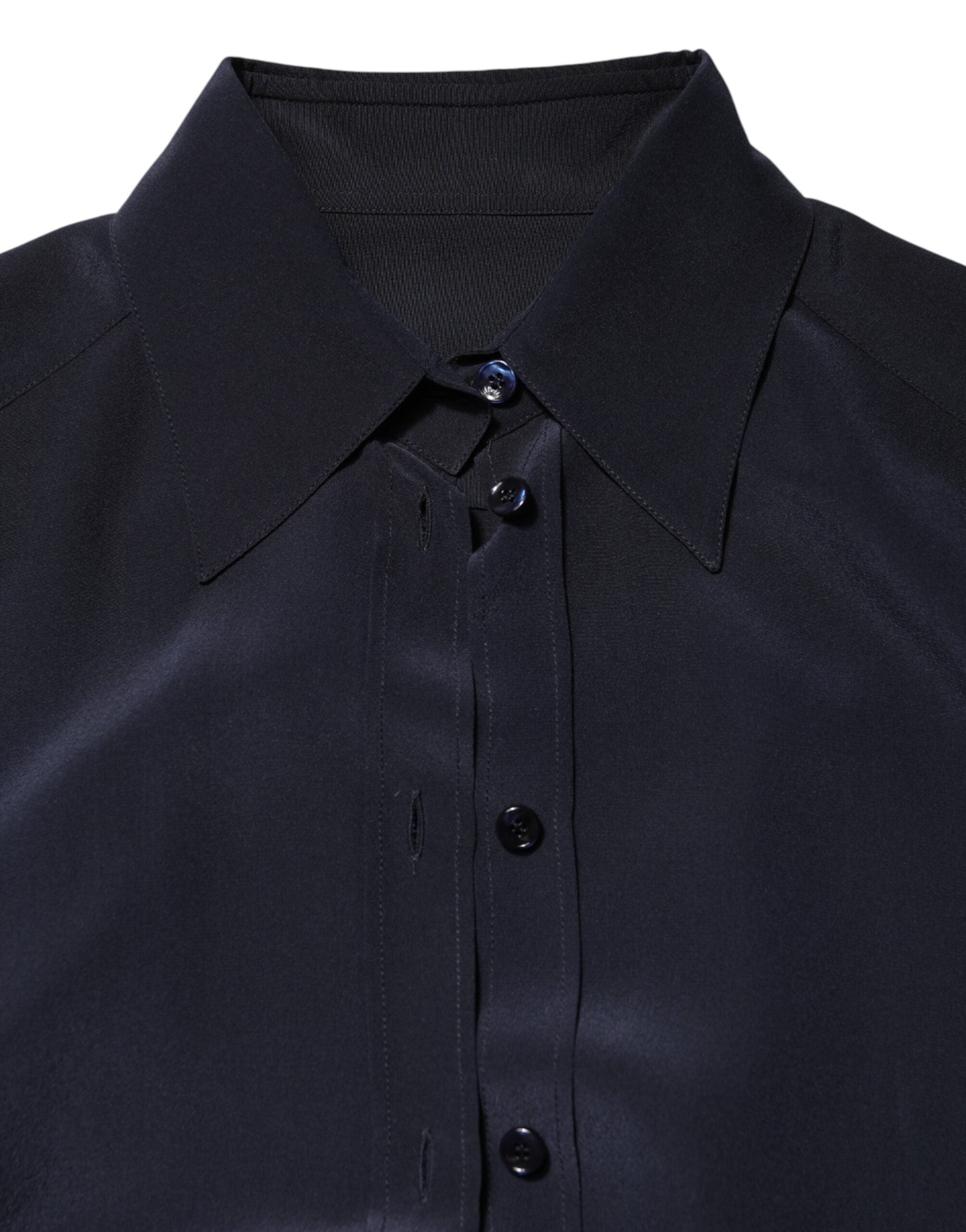 Chemise Dolce & Gabbana bleu à manches longues avec col, vue détaillée du haut de la chemise élégante.