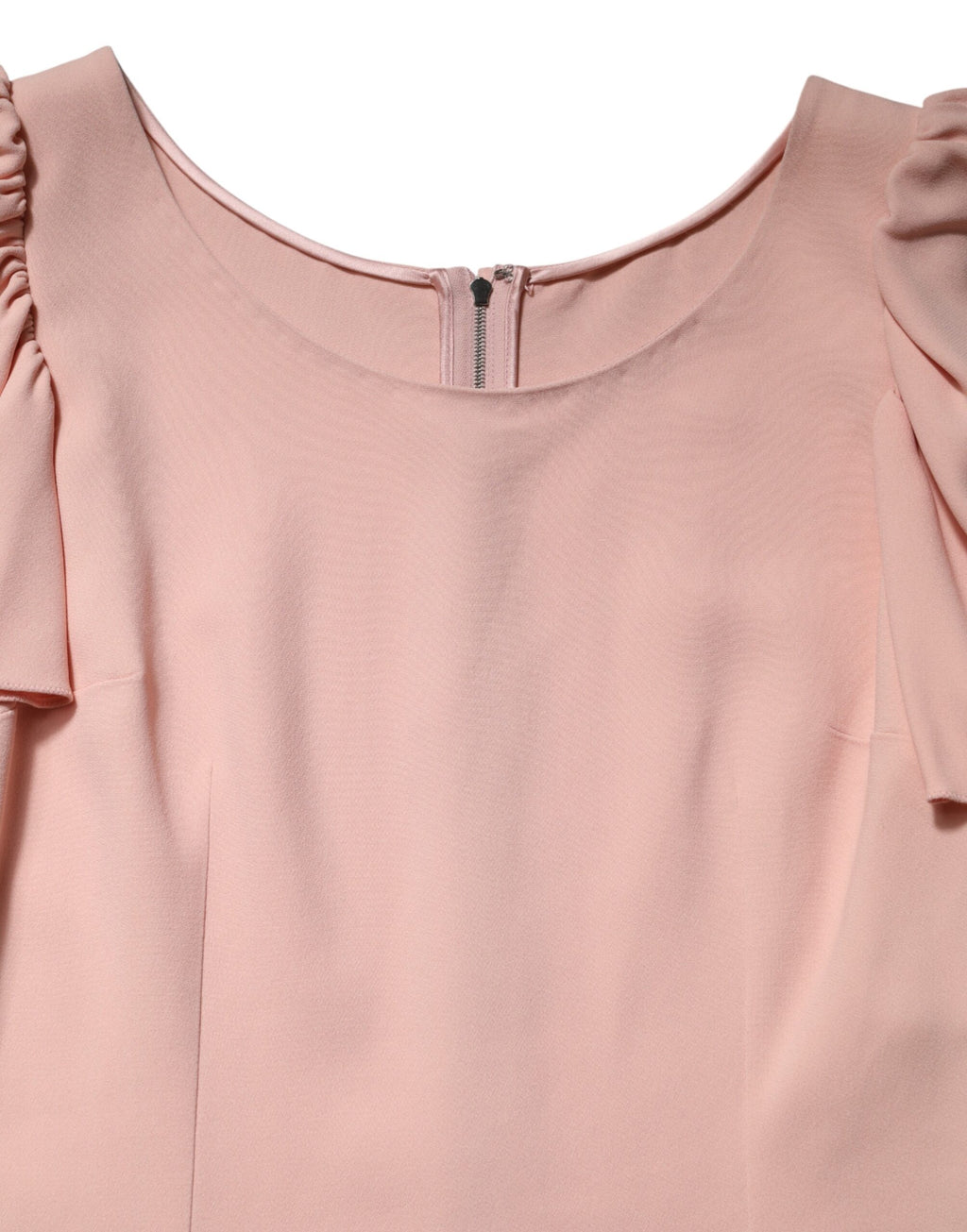 Blouse Dolce & Gabbana rose à manches courtes, col rond, tissu léger, style élégant et féminin.