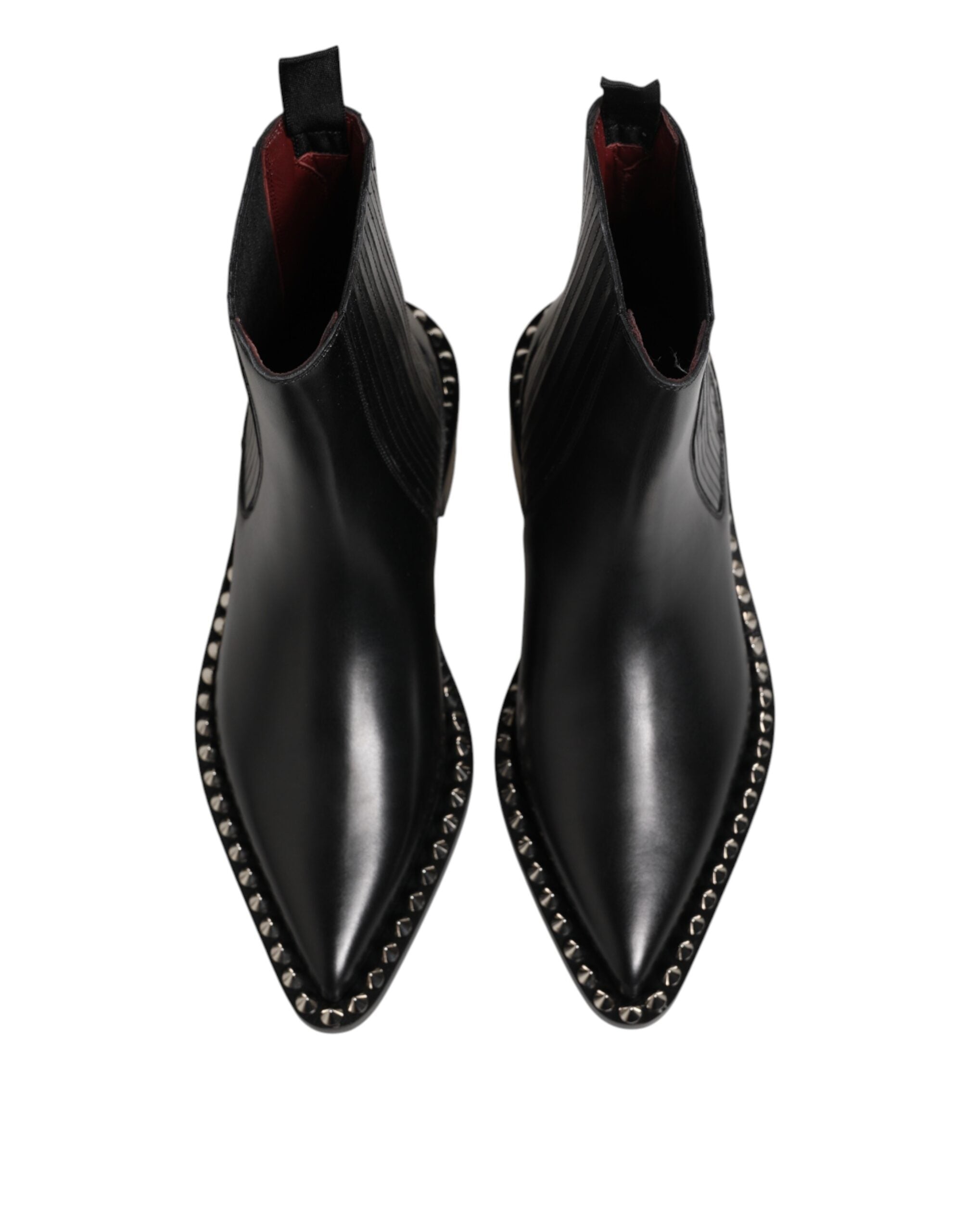 Bottines Chelsea courtes noires Dolce & Gabbana avec studs, en cuir, style élégant et moderne pour femmes.