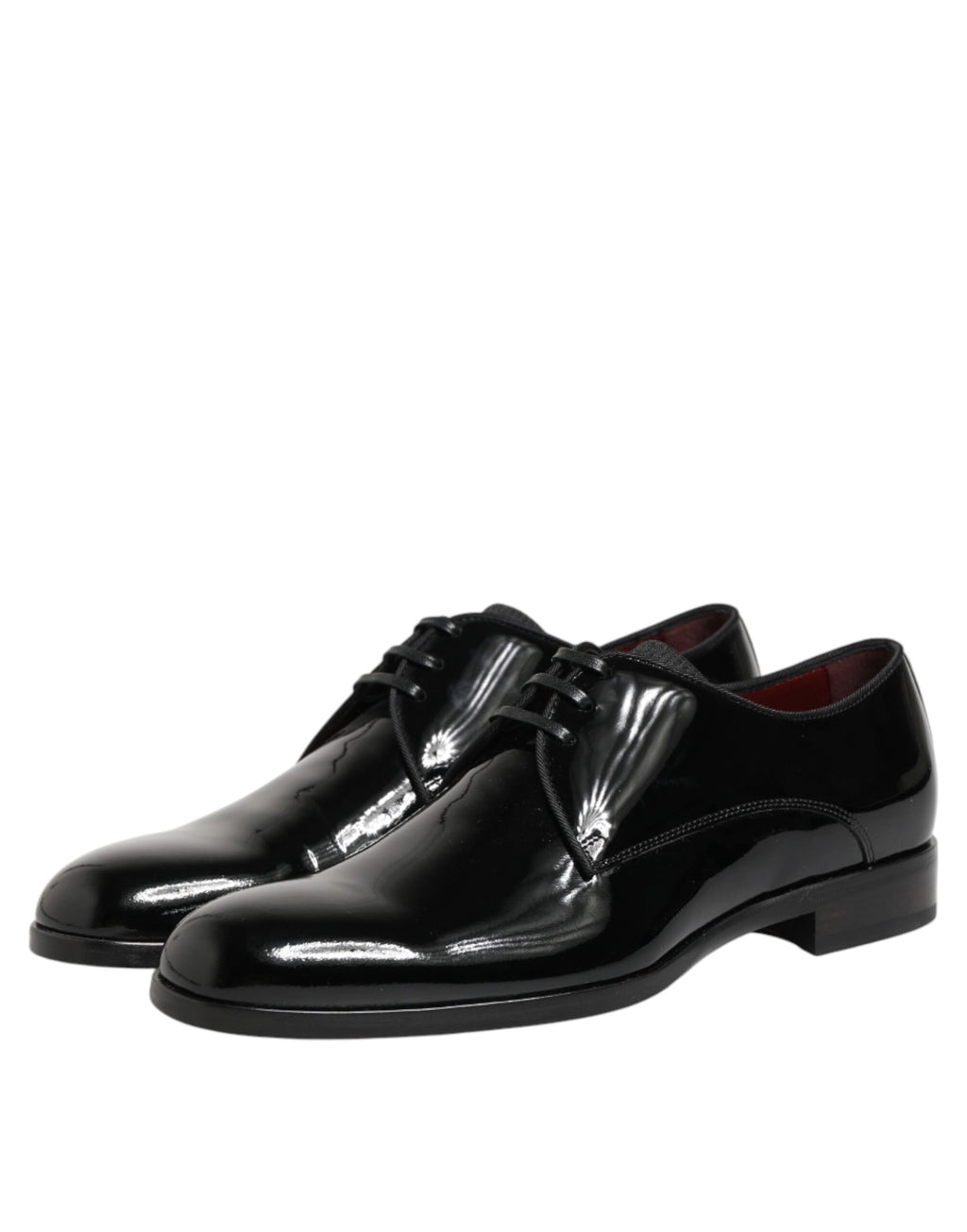 Chaussures Derby en cuir de veau noir de Dolce & Gabbana, élégantes et raffinées, avec lacets et finition lisse.
