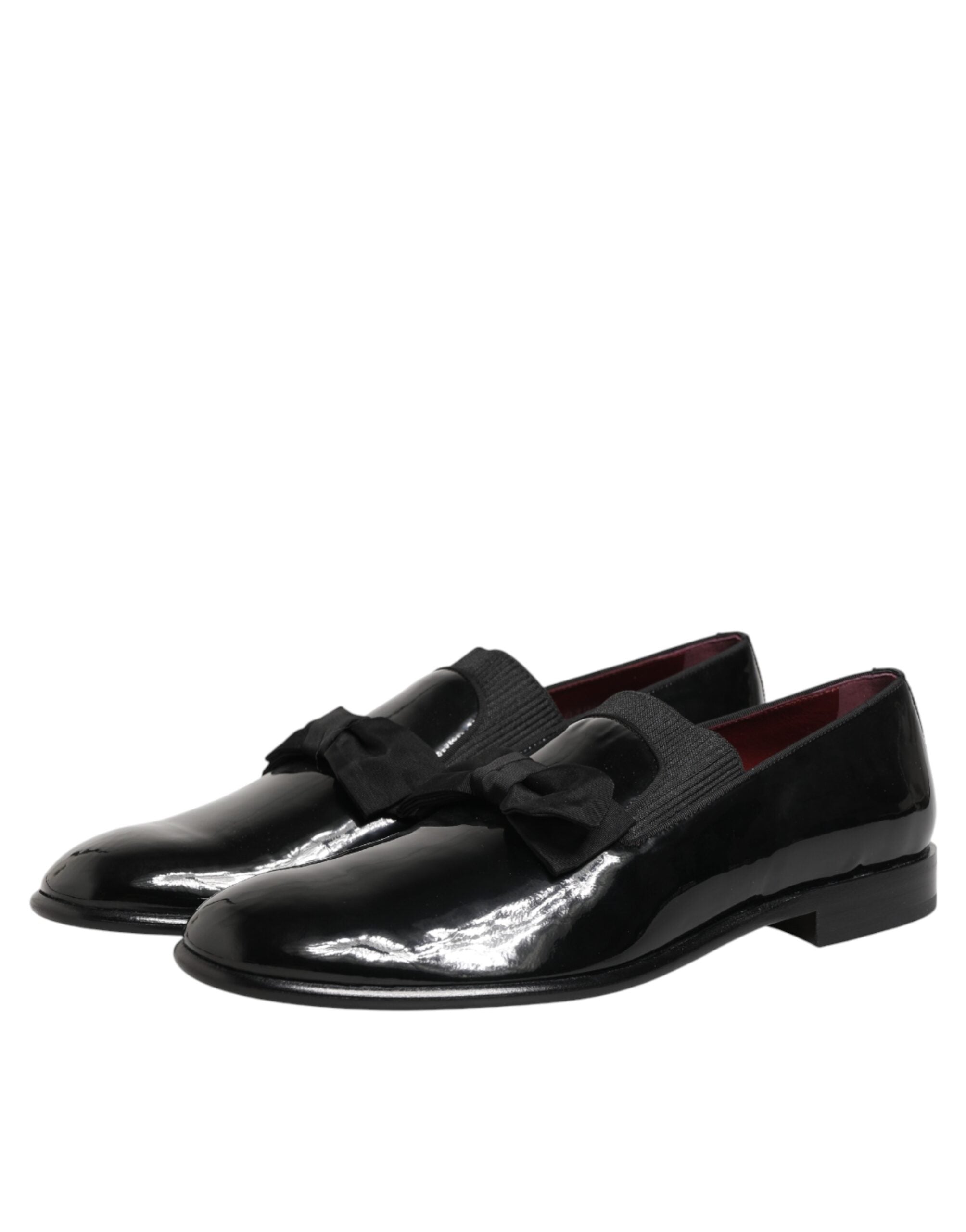 Chaussures mocassins en cuir noir Dolce & Gabbana pour homme, slip-on élégants et confortables.