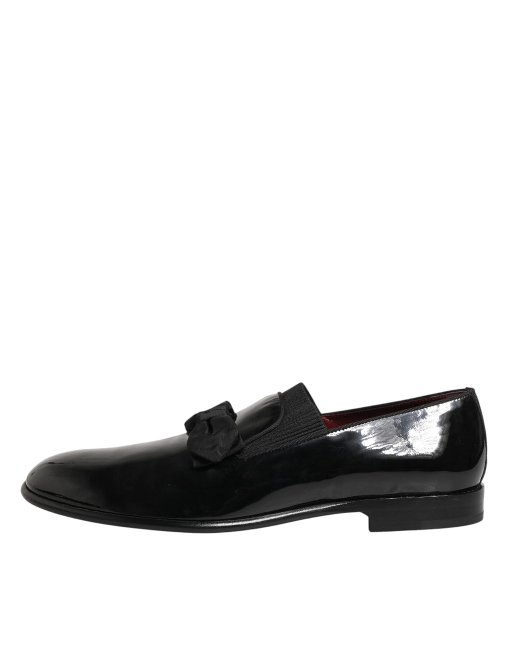 Chaussures mocassins en cuir noir pour homme Dolce & Gabbana, slip-on élégants et confortables.