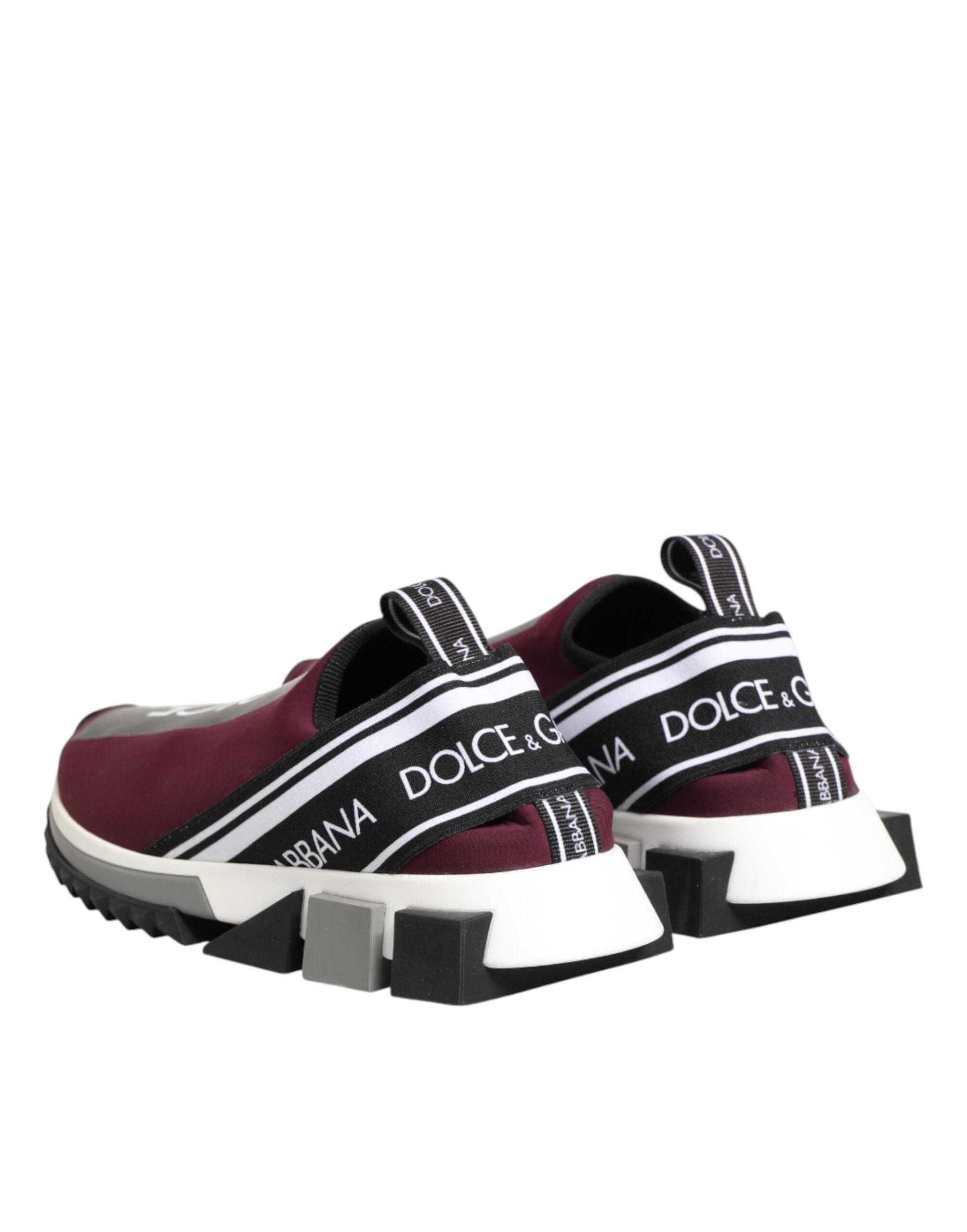 Chaussures sneakers slip-on Sorrento pour hommes Dolce & Gabbana de couleur bordeaux, vue de face.